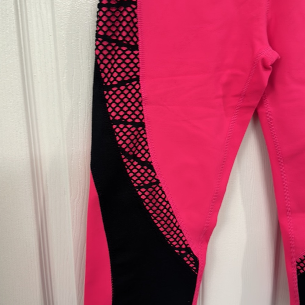 Fabletics Capri - Picture 2 of 4